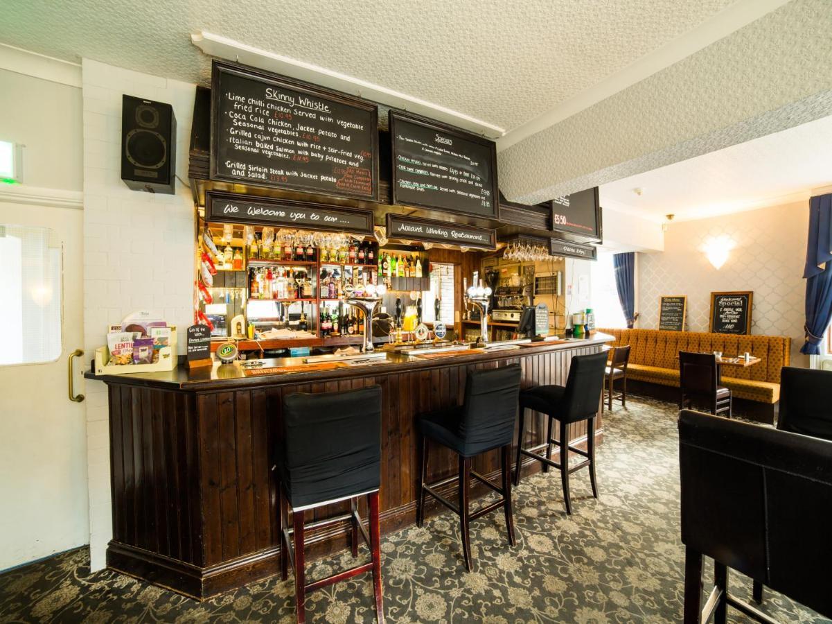 Barnetby le Wold The Whistle And Flute酒店 外观 照片